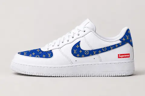 Air Force Louis Vuitton Supreme coloris bleu, vue de profil